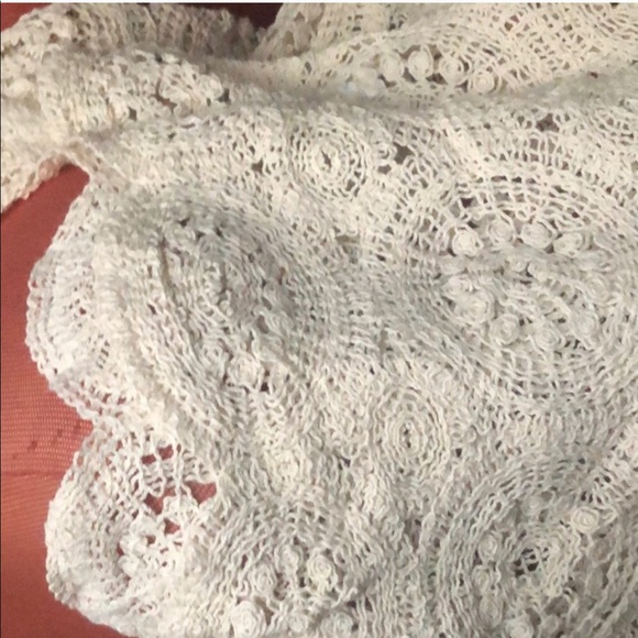 Crochet Knit Puff Sleeve Scalloped Hem Top - Picture 8 of 8